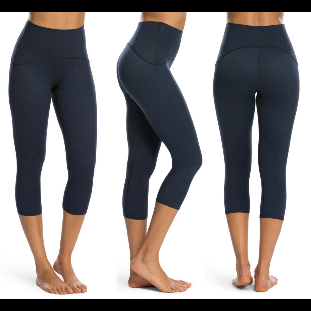NEW $88‎ Spanx Active Crop Leggings in Lapis Night Blue [SZ Large ]